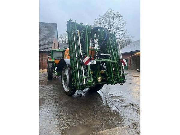 Прицепной опрыскиватель Amazone UG 3000 Nova (2006)