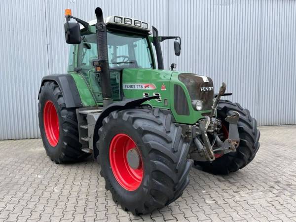 Трактор Fendt Vario 718 (2012)