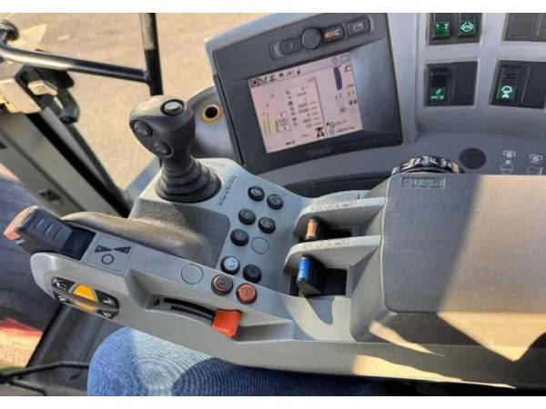 Трактор Claas Axion 810 (2009)