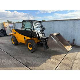 Навантажувач JCB 520-40 (2016)