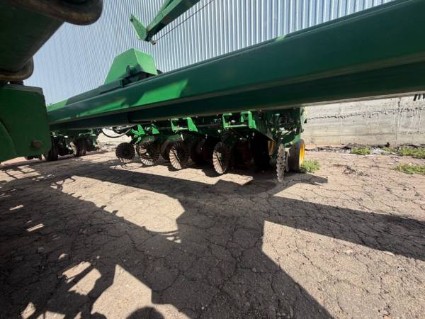 Сеялка John Deere 7200