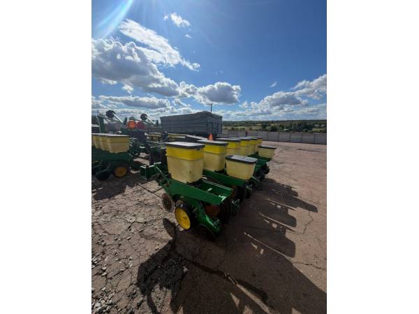 Сеялка John Deere 7200