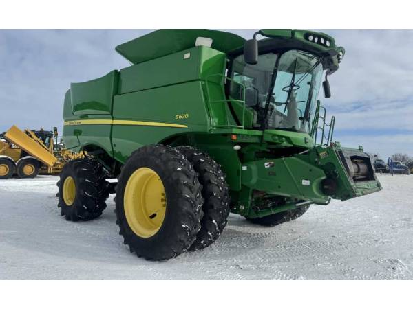 Комбайн John Deere S670 (2013)