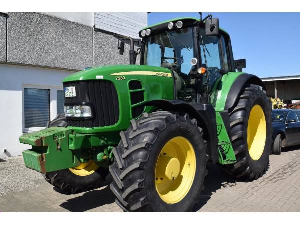 Трактор John Deere 7530 Premium (2007)
