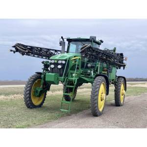 Самохідний обприскувач John Deere 4830 (2011)