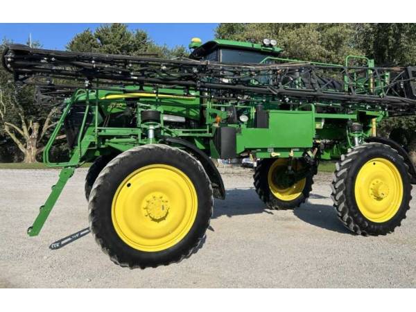 Самохідний обприскувач John Deere 4730 (2009)
