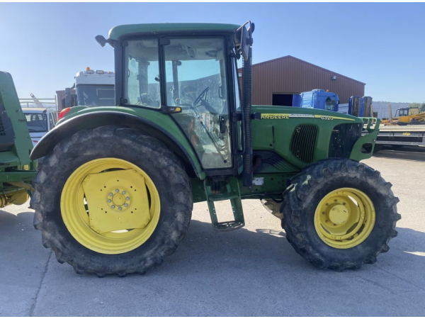Трактор John Deere 6320 (2006)