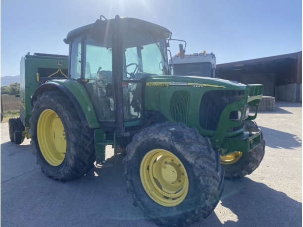 Трактор John Deere 6320 (2006)