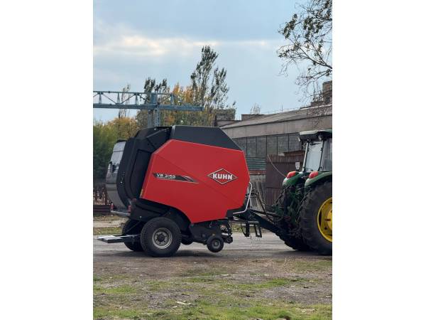 Прес-підбирач Kuhn VB 3155 (2021)