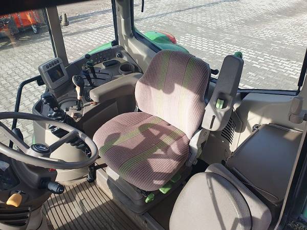 Трактор John Deere 6330 Premium (2007)