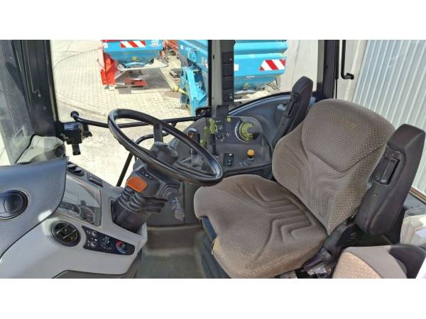 Трактор Claas Arion 420 (2011)