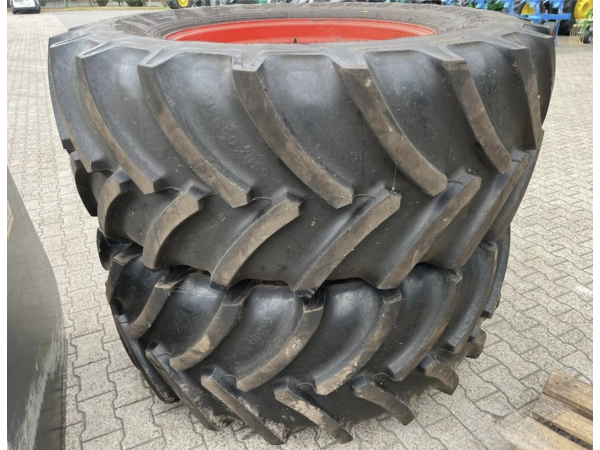 Трактор Claas Arion 620 (2011)