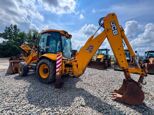 Екскаватор-навантажувач JCB 3CX (2005)