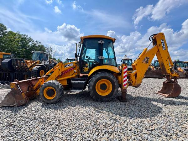Екскаватор-навантажувач JCB 3CX (2005)