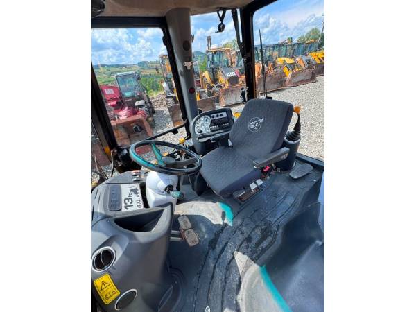 Екскаватор-навантажувач JCB 3CX (2005)