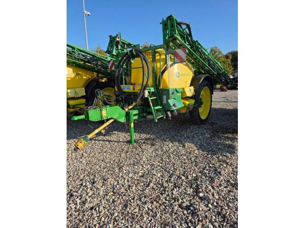 Причіпний обприскувач John Deere M740 (2022)
