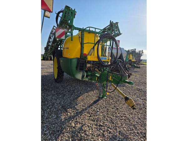 Причіпний обприскувач John Deere M740 (2022)