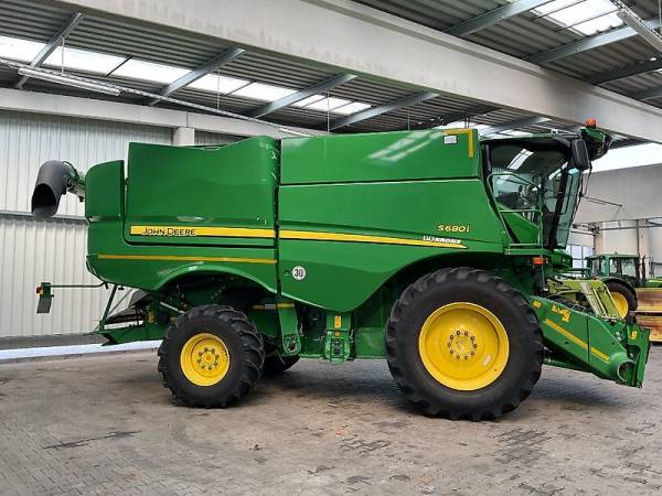 Комбайн John Deere S680i (2017)