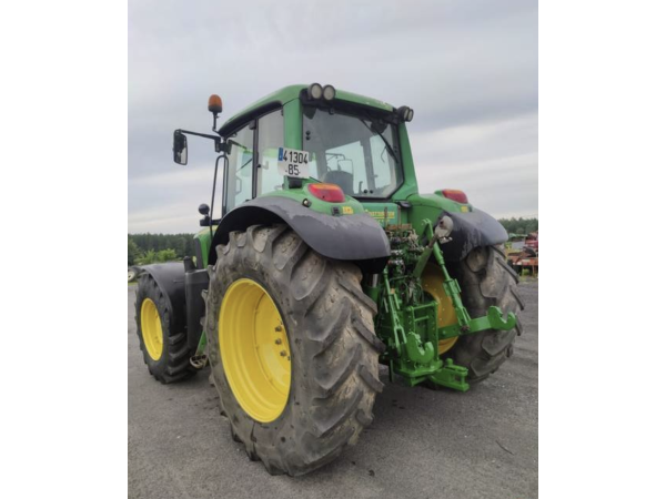 Трактор John Deere 6820 (2006)