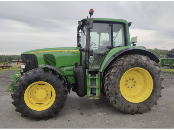 Трактор John Deere 6820 (2006)