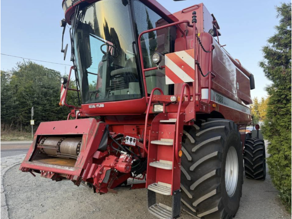 Комбайн Case IH 2388 (2003)