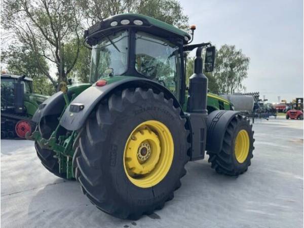 Трактор John Deere 8245R (2017)