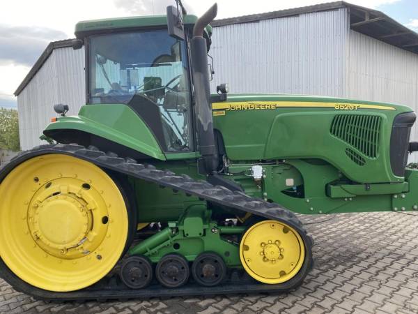 Трактор John Deere 8520T (2002)