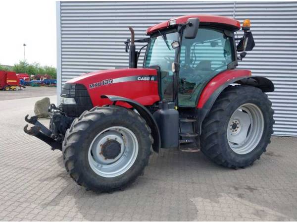 Трактор Case IH MXU 125 (2005)