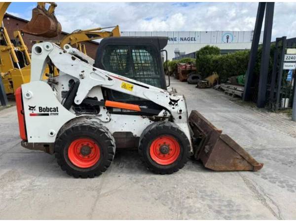Міні-навантажувач Bobcat S650 (2012)
