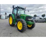 Трактор John Deere 6320