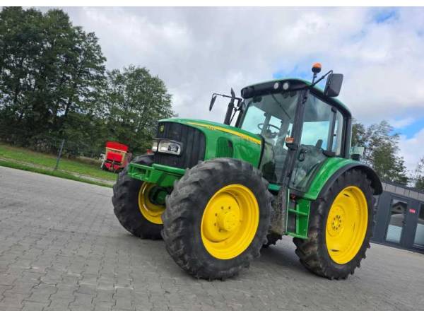 Трактор John Deere 6320 (2002)