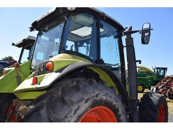 Трактор Claas Arion 420 (2012)