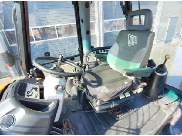 Екскаватор-навантажувач JCB 3CX (2010)