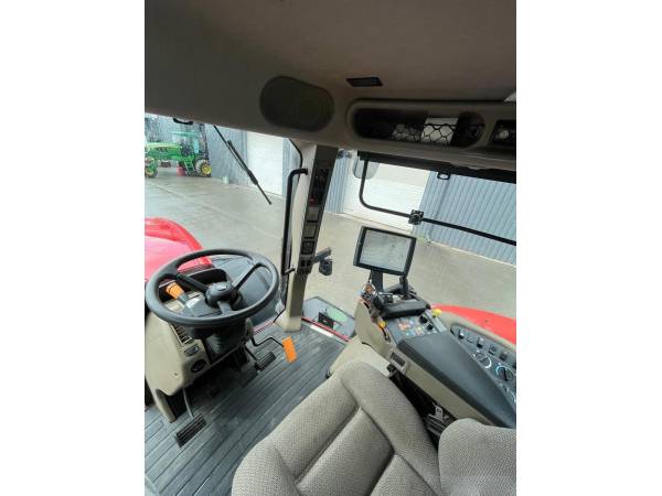 Трактор Case IH Magnum 340 CVX (2015)
