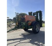 Причіпний обприскувач Amazone UG 3000 Nova