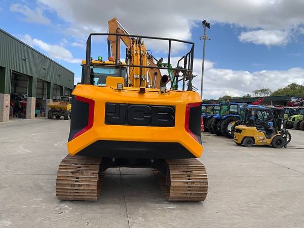 Экскаватор JCB 140X LC (2022)