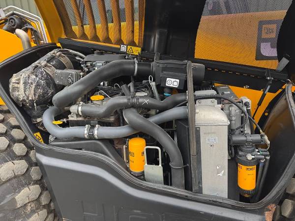 Погрузчик JCB 560-80 WM (2020)