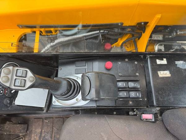 Погрузчик JCB 560-80 WM (2020)