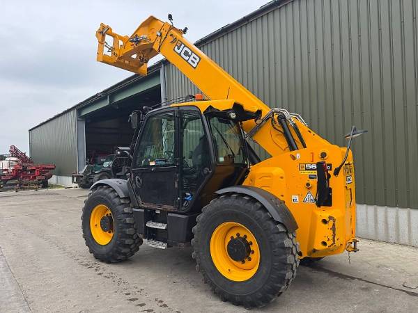 Погрузчик JCB 560-80 WM (2020)