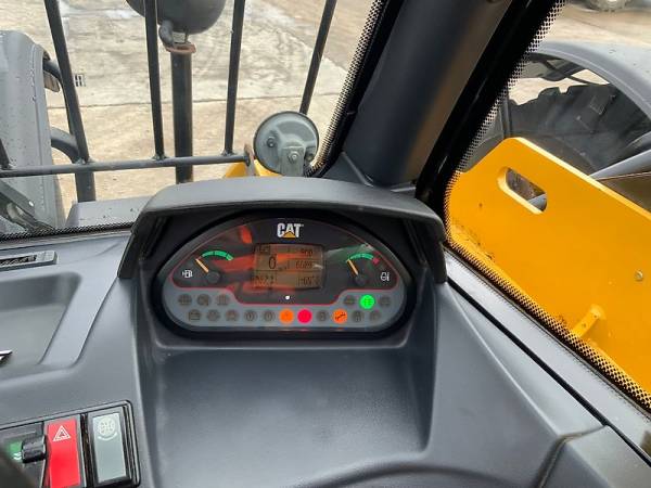 Навантажувач Caterpillar TH336C (2013)