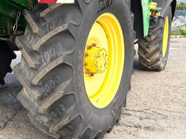 Самоходный опрыскиватель John Deere 5430i (2008)