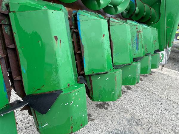 Жатка кукурузная John Deere 670 6-ти рядная