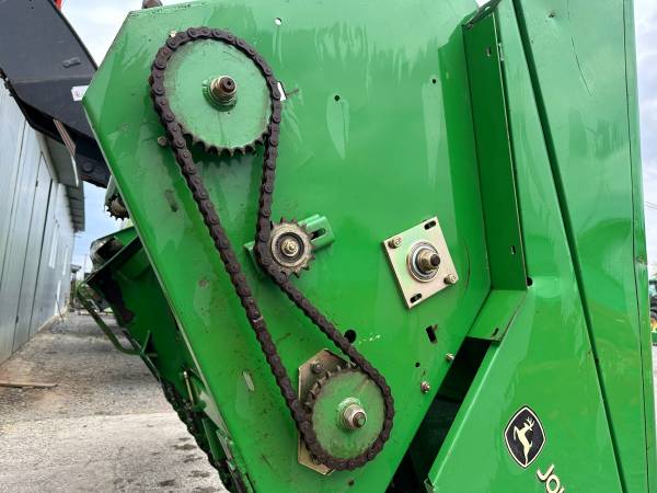 Жатка кукурузная John Deere 670 6-ти рядная