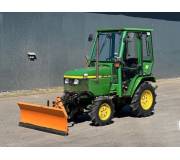 Трактор John Deere 670