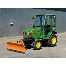 Трактор John Deere 670 (1991)