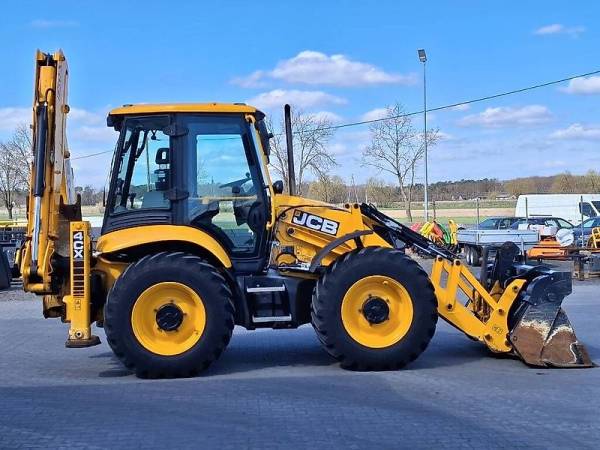 Екскаватор-навантажувач JCB 3CX (2022)