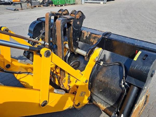 Екскаватор-навантажувач JCB 3CX (2022)