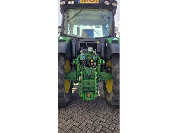 Трактор John Deere 6140R (2013)