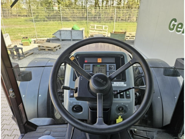 Трактор Case IH MX135 (2002)