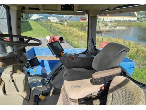 Трактор John Deere 8320R (2021)